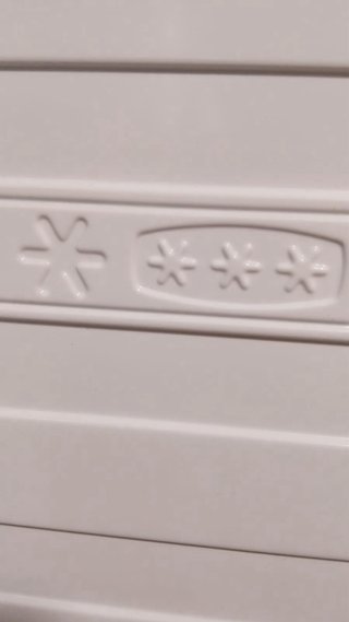 Congelatore Verticale Beko Bianco 7 Cassetti