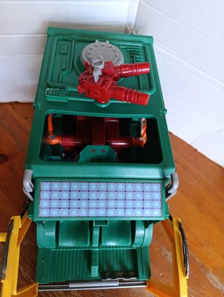 CAMION / DE BASURA / DE TORTUGAS NINJA / PLAYMATES