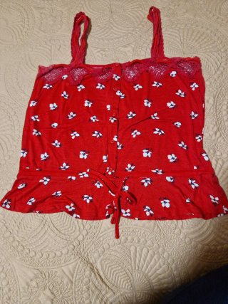 Camiseta tirantes roja flores