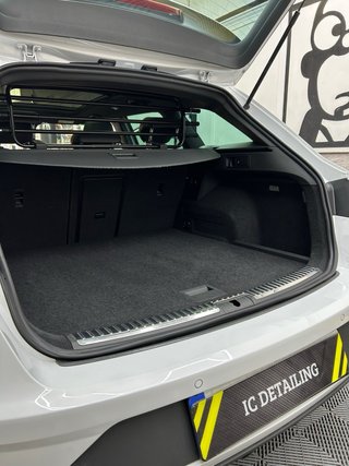 SEAT Leon cupra 300 st  2017