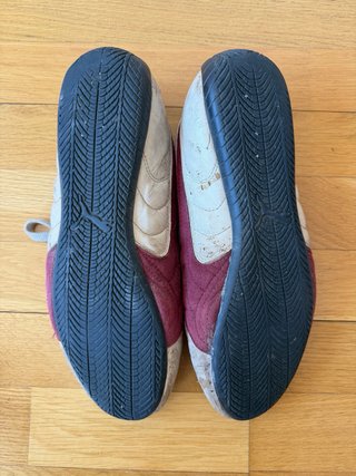 Zapatillas Puma Beige y Burdeos