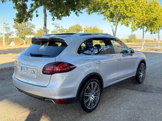 Porsche Cayenne PLATINIUM 2013