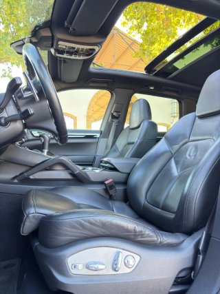 Porsche Cayenne PLATINIUM 2013