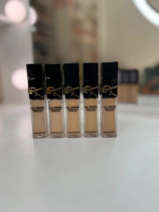 Yves Saint Laurent All Hours Correttore