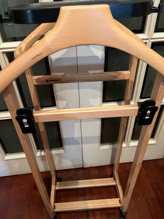 Perchero Foppapedretti Madera y ruedas