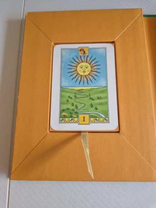 Libro y Baraja Magia Gitana