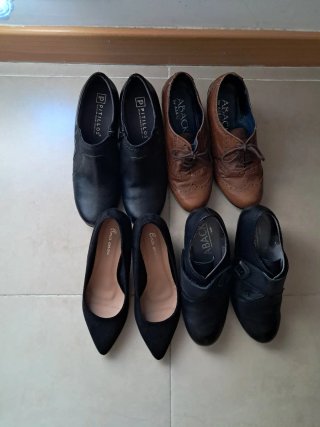 Lote 4 paia di scarpe da donna taglia 36 e 38