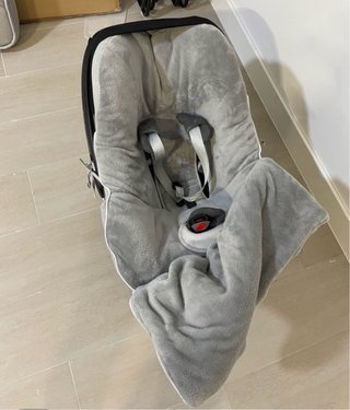 Bebé Confort Pebble Plus + Isofix
