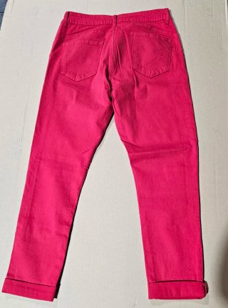 Pantalón pitillo rojo