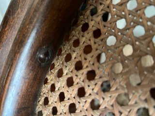 Mecedora antigua madera curvada