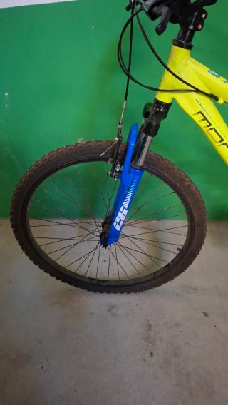 OFERTON:Bicicleta de Montaña Monty KY8-26" Shimano