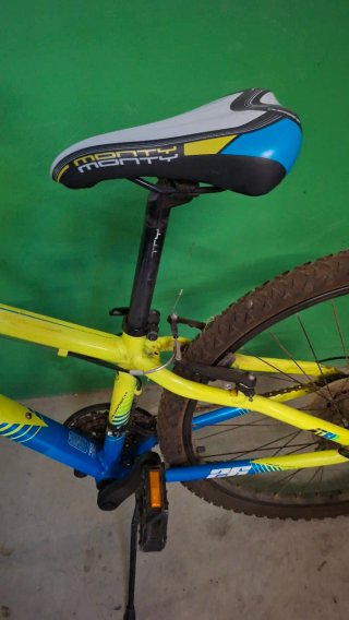 OFERTON:Bicicleta de Montaña Monty KY8-26" Shimano