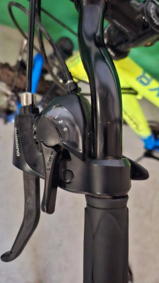 OFERTON:Bicicleta de Montaña Monty KY8-26" Shimano