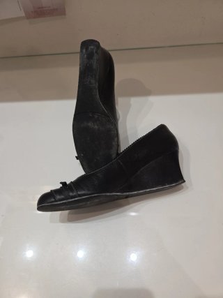 Scarpe nere da donna