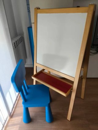 Pizarra y Silla Infantil Ikea Mamut