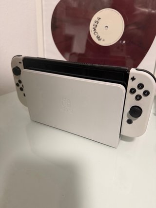 Nintendo Switch OLED Bianca 64 GB