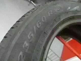 235 60 R18 103H Pirelli - 1 neumático +75%