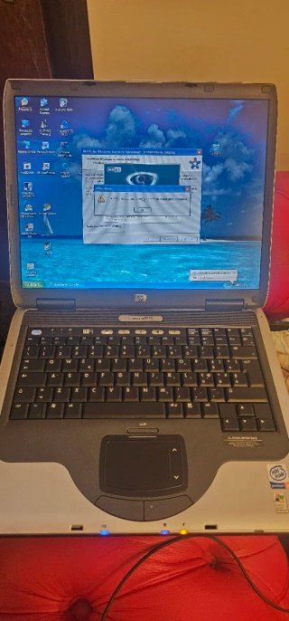 HP Compaq nx9010 Pentium 4 Notebook