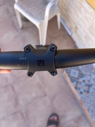 Manillar y potencia Bontrager MTB