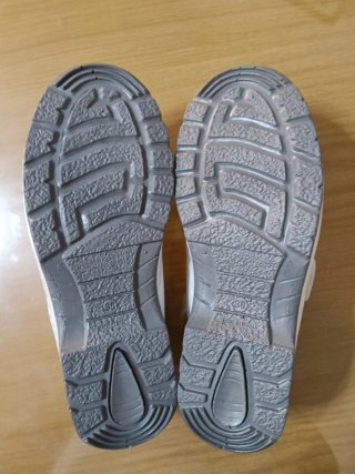 Zapatos de trabajo Dina blancos