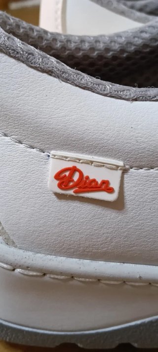 Zapatos de trabajo Dina blancos