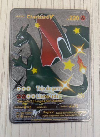 Cartas Pokémon VMAX Pikachu y Charizard V