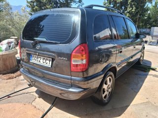 Se cambia por coche más pequeño