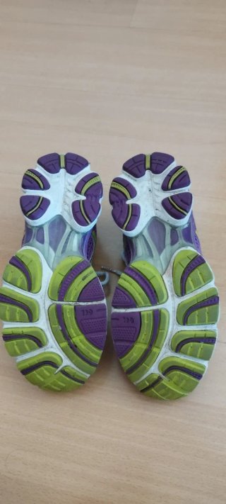Asics Gel Nimbus 13 Morado/Amarillo Talla 37,5