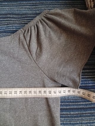 Camiseta mujer volantes manga gris