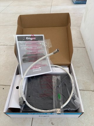 Receptor Satélite Engel RS8100HD