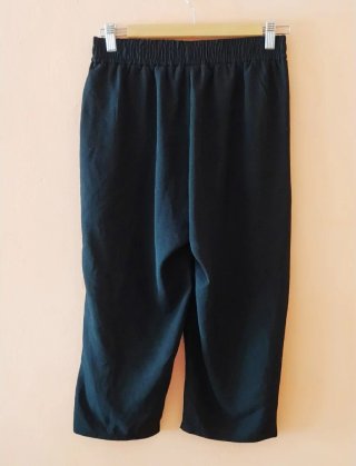 Pantalón capri 3/4 negro