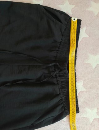 Pantalón capri 3/4 negro