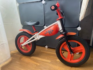 Bicicleta de equilibrio