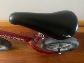 Bicicleta de equilibrio Chicco Roja