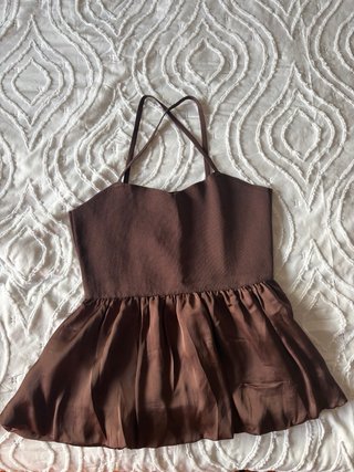Top de Mango Marrón Talla L con etiquetas