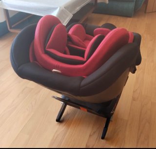 Silla coche bebé Be Cool giratoria.