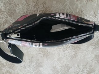 Bolso bandolera Desigual estampado floral