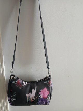 Bolso bandolera Desigual estampado floral