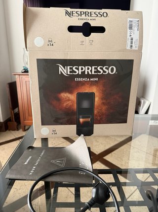 Cafetera Nespresso Essenza Mini Blanca
