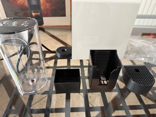 Cafetera Nespresso Essenza Mini Blanca