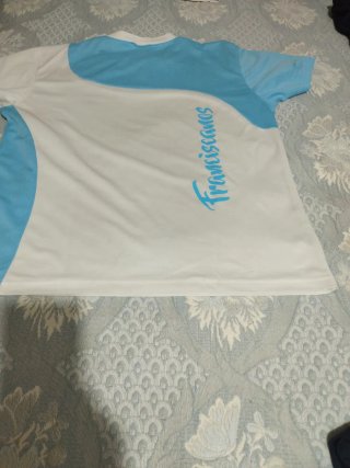 Camiseta deportiva de uniforme