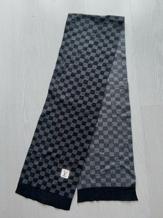 Bufanda Louis Vuitton Gris y Negro