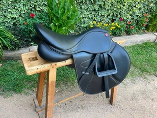 Silla de Salto Pro-Light Roma Cuero