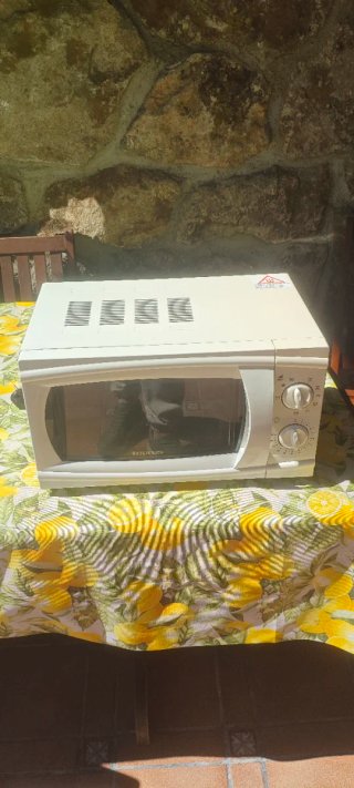 Microondas Taurus Blanco