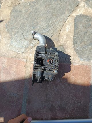 Culata de motor de moto