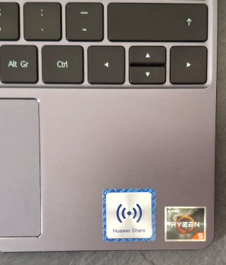 Huawei Ryzen 5 pantalla 2K 256GB/8GB
