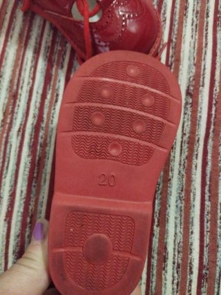 Zapatillas charol rojas bebé número 20