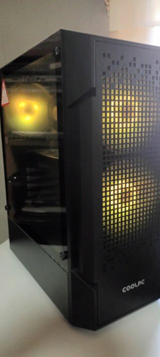 Ordenador COOLPC Negro con Luces Púrpura