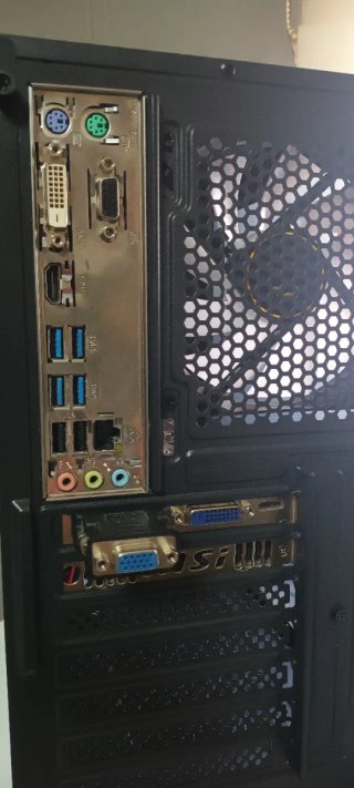 Ordenador COOLPC Negro con Luces Púrpura
