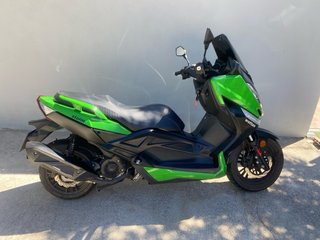 Wottan Storm 125cc Maxi Scooter Verde/Negro